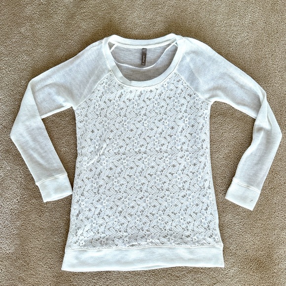 Thyme lacy sweater - Picture 1 of 5